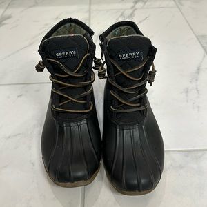 Sperry Women's Saltwater Quilted Duck Boots Black Sperry Top-Sider Booties